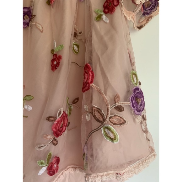 Stassi Embroidered Top BB Dakota - Picture 7 of 8